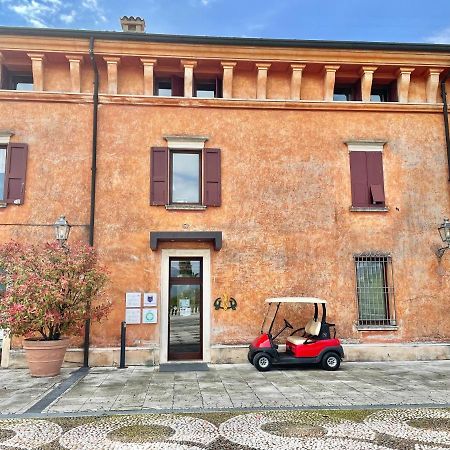 Vila Garda Golf House Soiano Del Lago Exteriér fotografie
