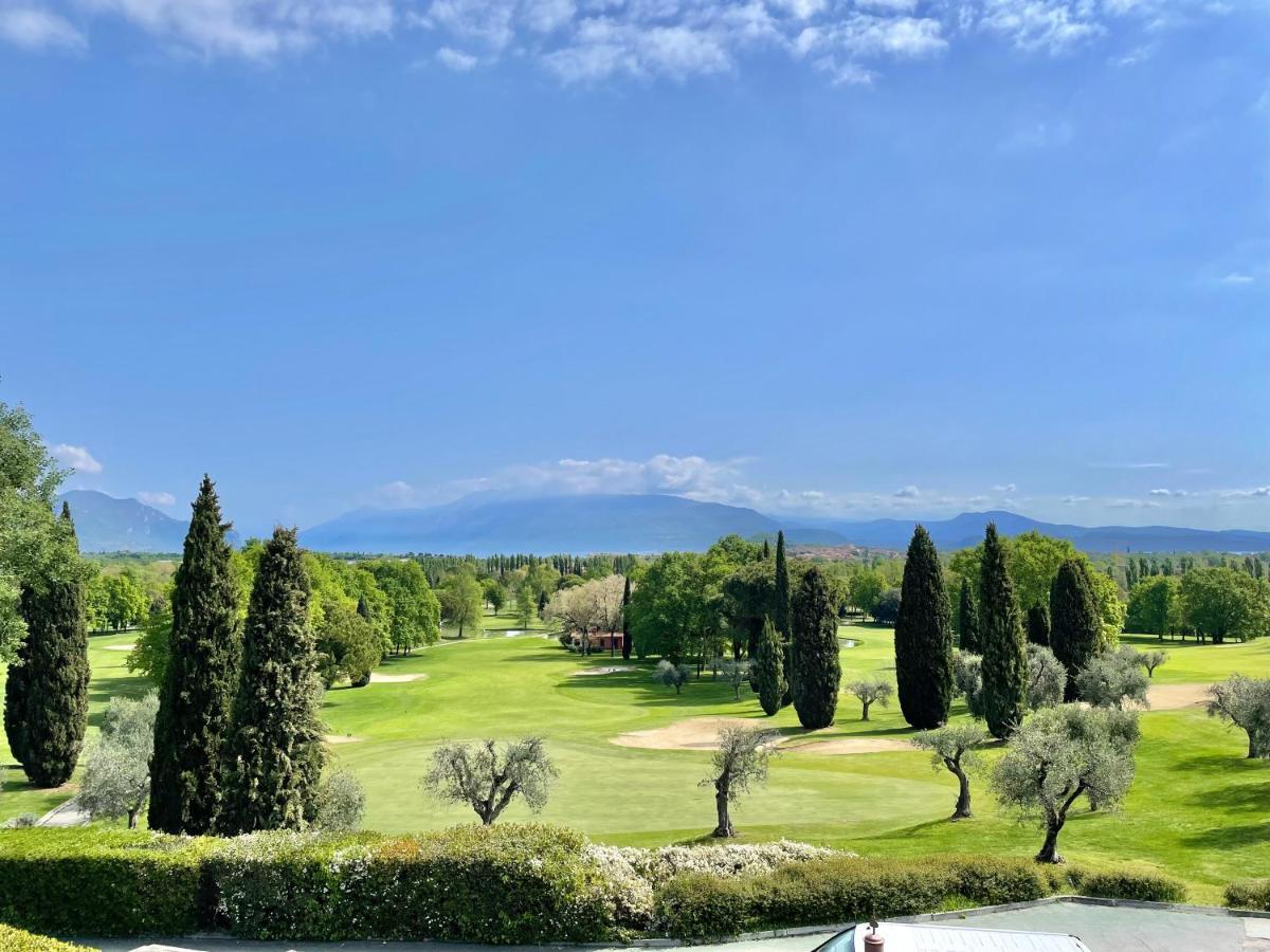Vila Garda Golf House Soiano Del Lago Exteriér fotografie