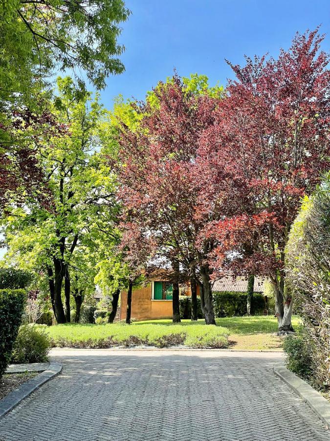 Vila Garda Golf House Soiano Del Lago Exteriér fotografie