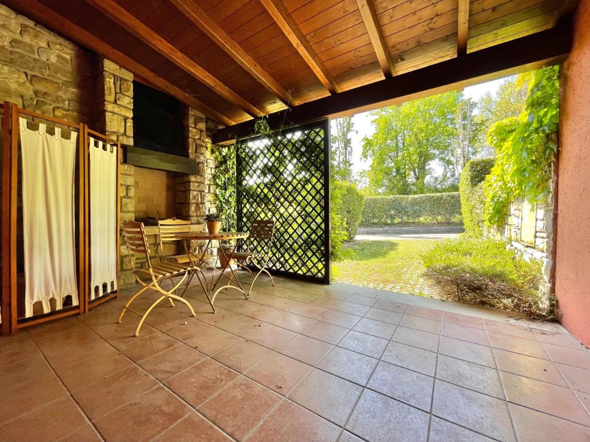 Vila Garda Golf House Soiano Del Lago Exteriér fotografie